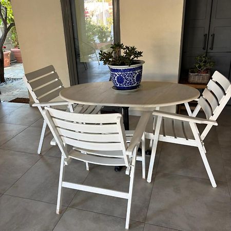 Charming Coastal Retreat Appartement Anavyssos Buitenkant foto